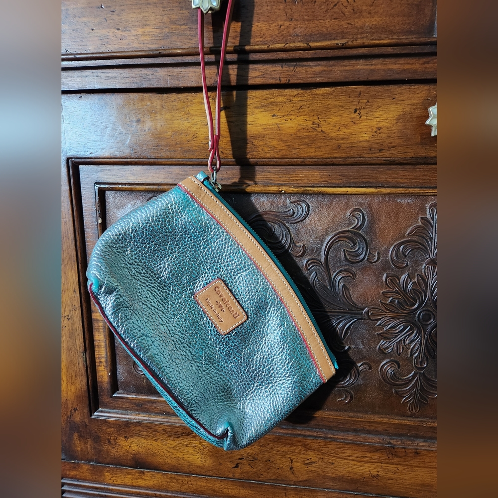 Cavalcanti wristlet bag